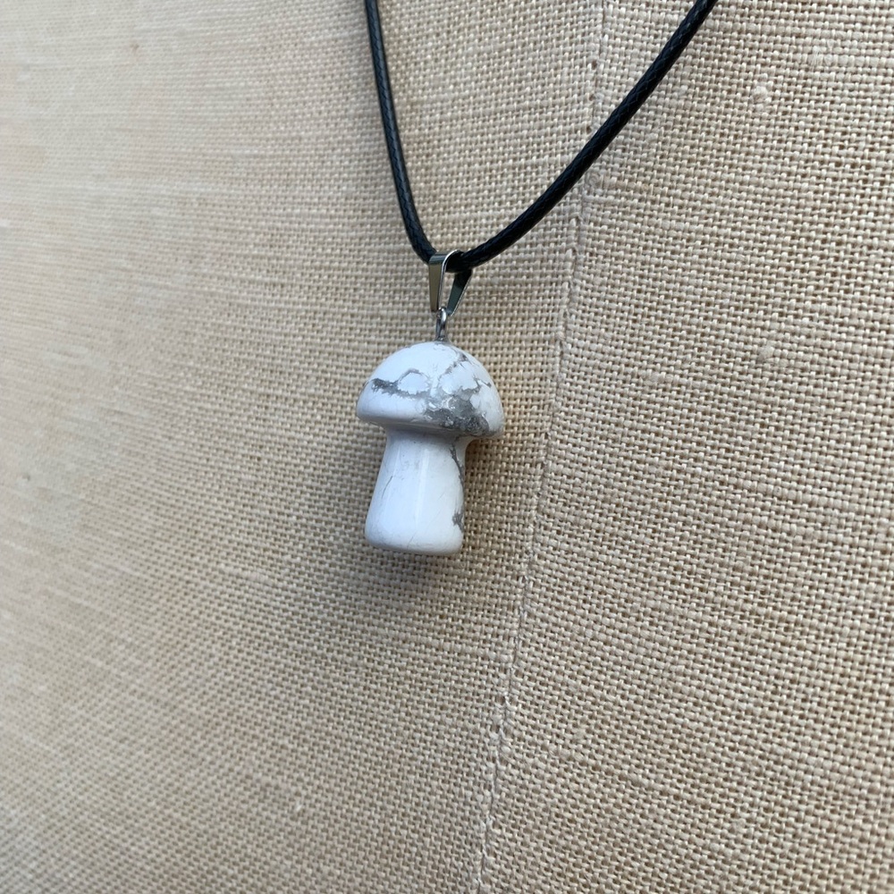 Handmade Genuine Stone Mushroom Amulet Necklace - Picture 4 of 14